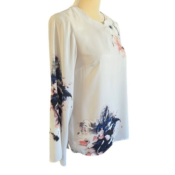 VINCE CAMUTO Blouse Long Sleeve Floral Size XS Multicolor Keyhole Neckline - Picture 4 of 16